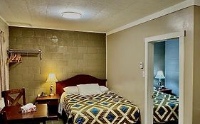 Caravel Motel